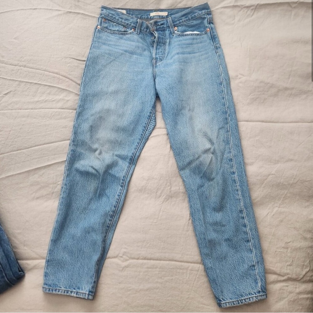 Levi’s Wedgie Icon